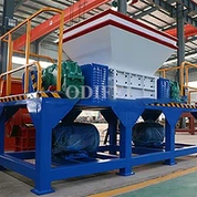 Stroj na drvenie pneumatík